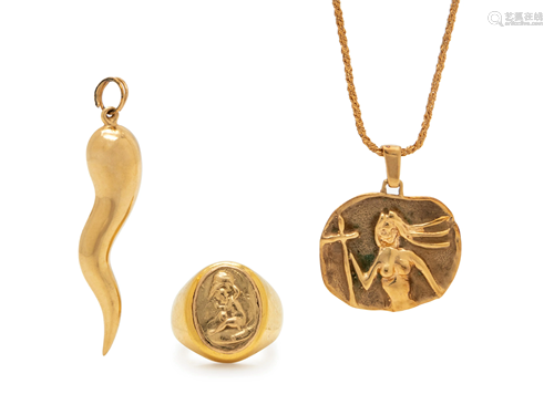 COLLECTION OF YELLOW GOLD JEWELRY