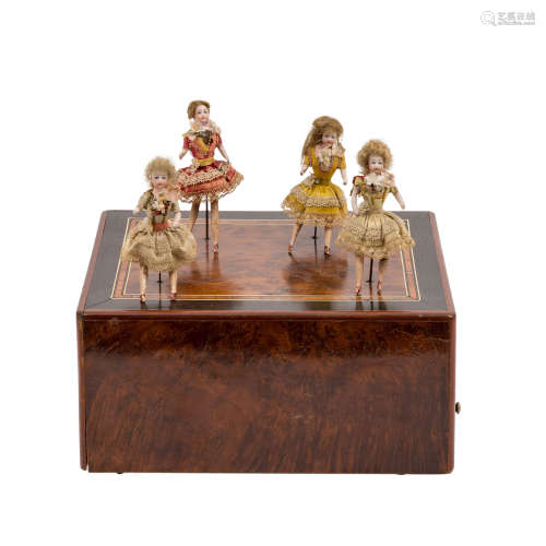 FRANKREICH Spieldose mit 4 tanzenden Püppchen, um 1900