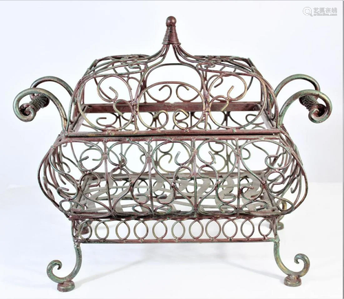 Wire Basket With Lid