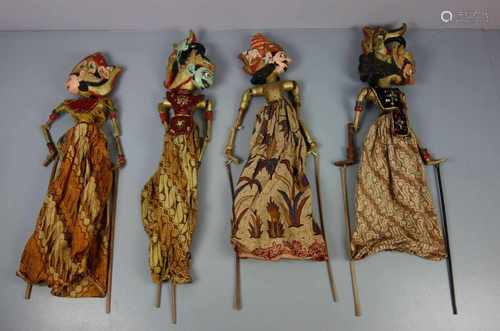 4 STABPUPPEN / WAYANG GOLEK: 