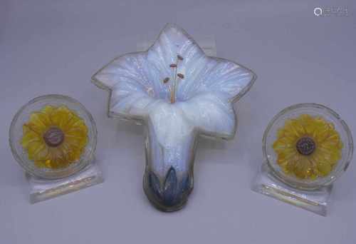 3 JUGENDSTIL GLAS-DEKORELEMENTE / three art nouveau glas pieces, um 1900 / 1. H. 20. Jh., Pressglas,