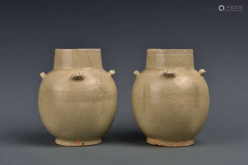 MATCHED PAIR XING-TYPE JARS SONG DYNASTY