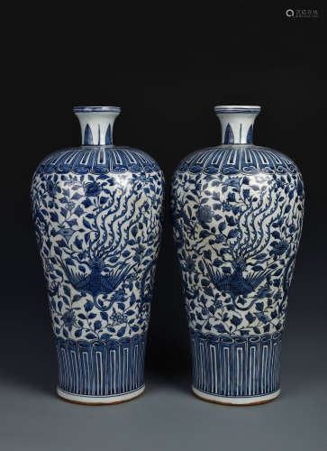 MATCHED PAIR DRAGON AND PHOENIX MEIPING MING DYNASTY