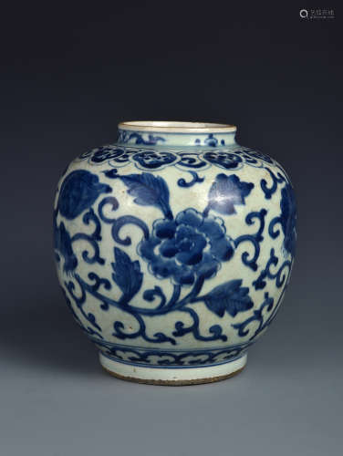 A BLUE AND WHITE FO DOGS JAR QING DYNASTY