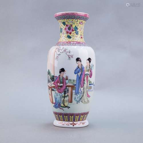 A FAMILLE ROSE 'FIGURAL' VASE