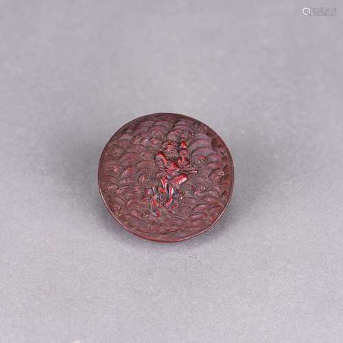 A SMALL CHNESE RED LACQUER CIRCULAR BOX AND COVER