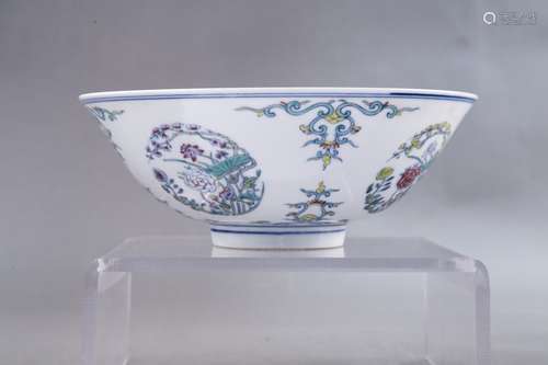 A DOUCAI 'FLOWER' BOWL