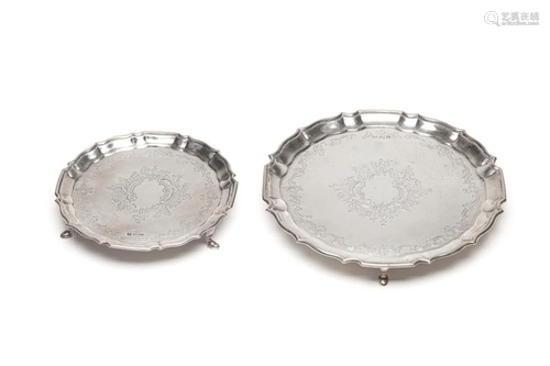 PAIR OF ENGLISH FOOTED SILVER SALVERS 521g