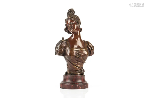 ANTIQUE BRONZE BUST OF FEMALE FIGURE