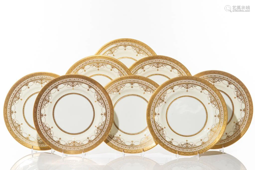 SET OF ELEVEN MINTON DINNER PLATES