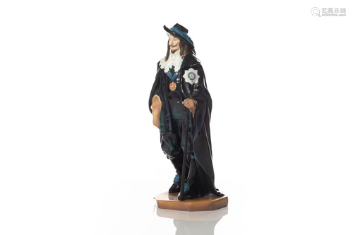 ROYAL DOULTON KING CHARLES PORCELAIN FIGURE