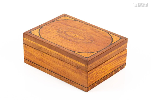 19TH C MAHOGANY BOX WITH MIXED INLAY