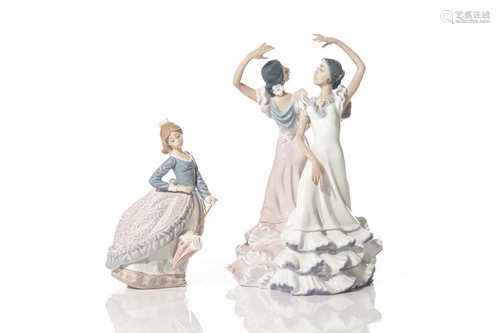 TWO LLADRO FIGURINES OF DANCERS AND A YOUNG GIRL