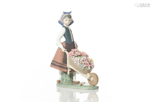 LLADRO BARREL OF BLOSSOMS PORCELAIN FIGURE