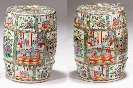 A pair of Chinese famille rose porcelain garden…