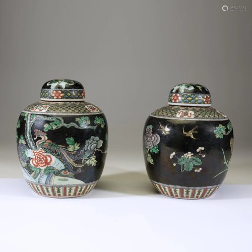 A pair of Chinese famille noire-decorated ging…