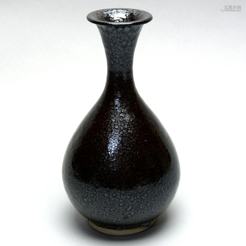 Chineseâ€ Black Glazed 'Oil Spot' Vase, Yuhuchunping