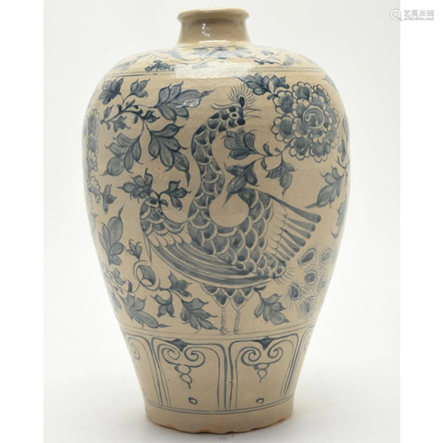 Vietnamese Blue and White Meiping Vase