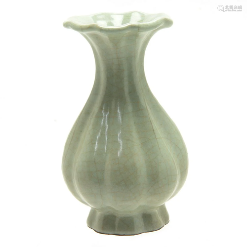 Chinese Guan-Type Lobed Pear Vase