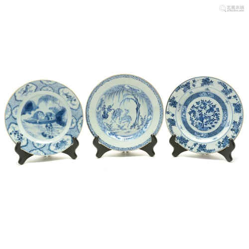 Three Chinese Export Blue and White Plates