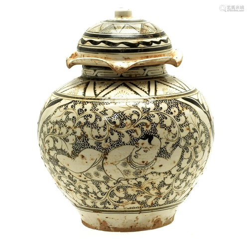 Chinese Cizhou Type Covered Jar