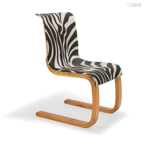 ALVAR AALTO (1898 1976) & ARTEK (ÉDITEUR) Chaise \