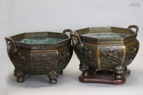 pair of Japanese bronze censers, possibly 19th c.