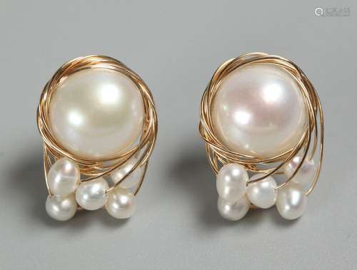 pearl earrings