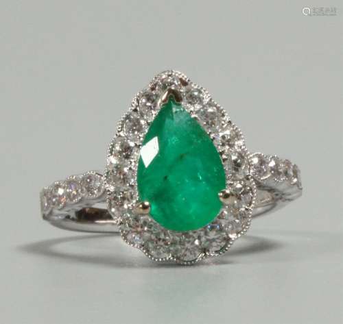 18K white gold, diamonds, emerald ring