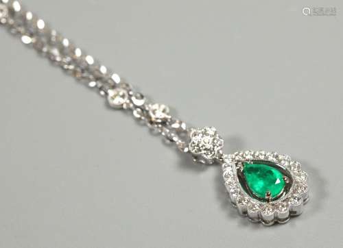 18K white gold, diamonds, emerald necklace