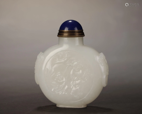 Qing Dynasty, Hetian White Jade Snuff Bottle