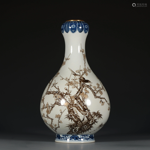 Blue and White, Ink Color Garlic Vase