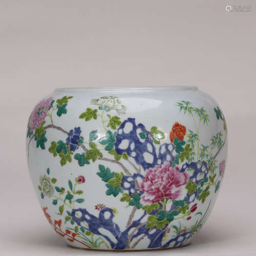 A Chinese Famille Rose Porcelain Brush Washer