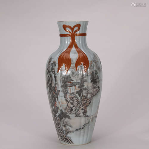 A Chinese Porcelain Vase 