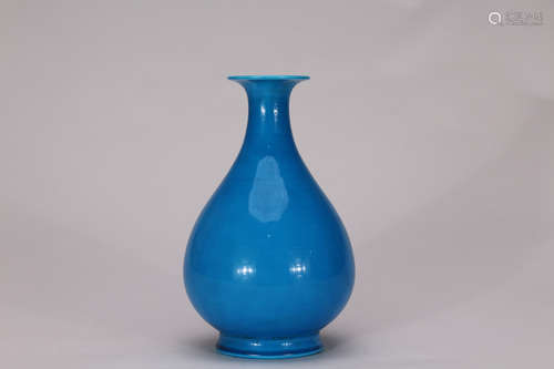 A Chinese Blue Glazed Porcelain Yuhuchunping