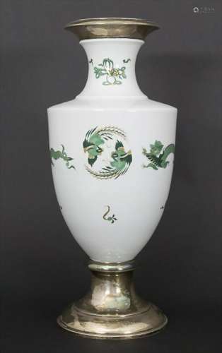 Amphoravase 'Grüner Drache' mit Silbermontierung / An