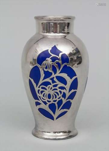 Vase mit Silber-Overlay 'Blumen' / A vase with silver