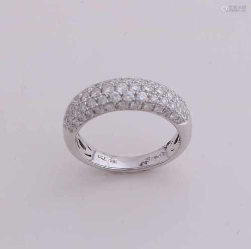 White gold ring, 750/000, with diamonds. Bolle white gold ring pave set with brilliant-cut diamonds,