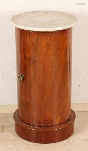 Mahogany Empire drum cabinet with marble top. Circa 1820. Dimensions: 72 x 40 cm dia. In good