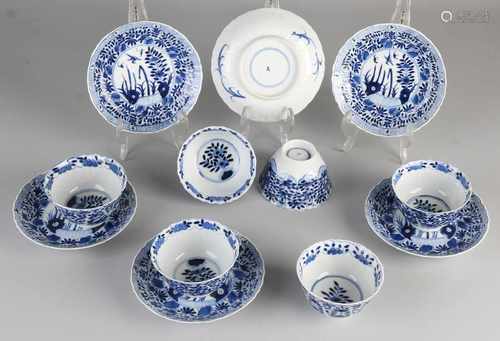 Six 18th - 19th century Chinese porcelain Kangxi branded cups and saucers with parsley decor +