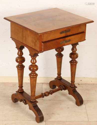 German Gründerzeit walnut sewing table with compartments under leaf. Circa 1880. Dimensions: 71 x 51