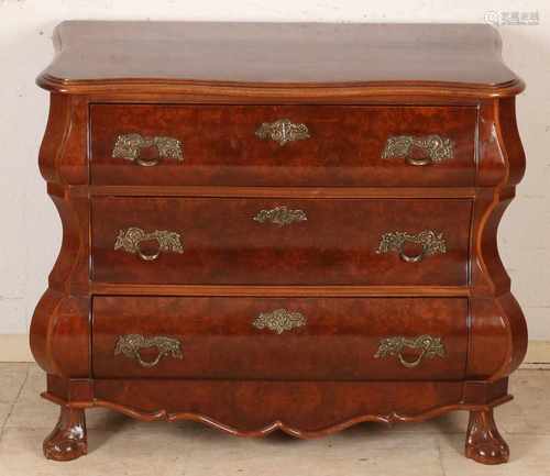 Dutch Baroque walnut chest of drawers with claw feet and bronze fittings. Style furniture. Second