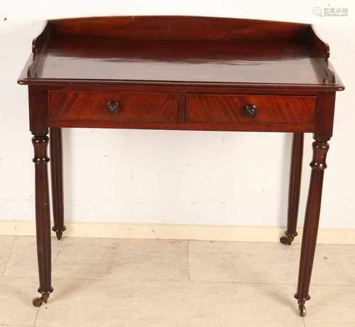 19th Century English mahogany vanity with drawer. Size: 80 x 92 x 51 cm. In good condition.