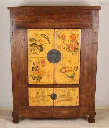 Antique Chinese cabinet door panels with lacquer. Four-door. Gold plated. Circa 1900. Size: 170 x 48