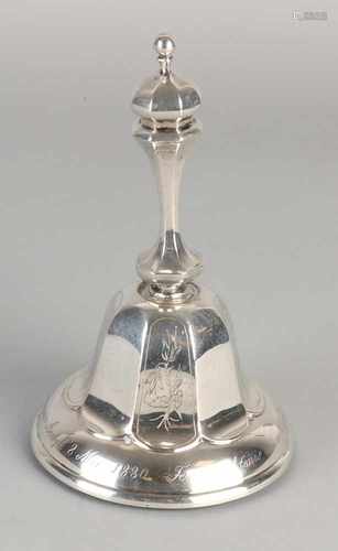 Silver handbell, 833/000, binnenbel metal. round bell adorned with scalloped operation decorated