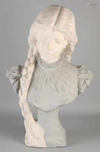 Large plaster Nouveau-style bust. Girl with ponytail. Signed R. Aurili. 20th century. Size: H 57 cm.