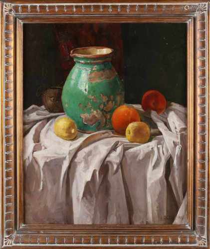 Gradus Albertus Gerritsen. 1879 - 1989. Still life with fruit and milk jug stoneware. One