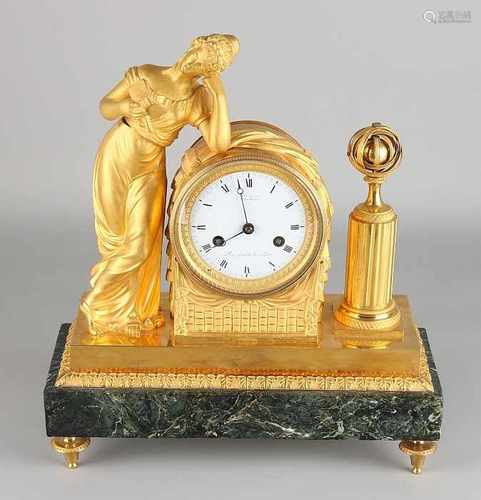 Perfect ormolu Empire bronze mantel clock. Lectura with marble base. Due to Barbier Rue Greneta