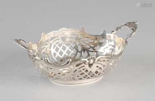 Silver bonbon basket, 833/000, oval sawed model with, inter alia, pumpkins, provided with handles