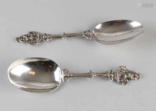 Set antique silver spoons opportunity to steal and branch-like leaf ornament and crowned with